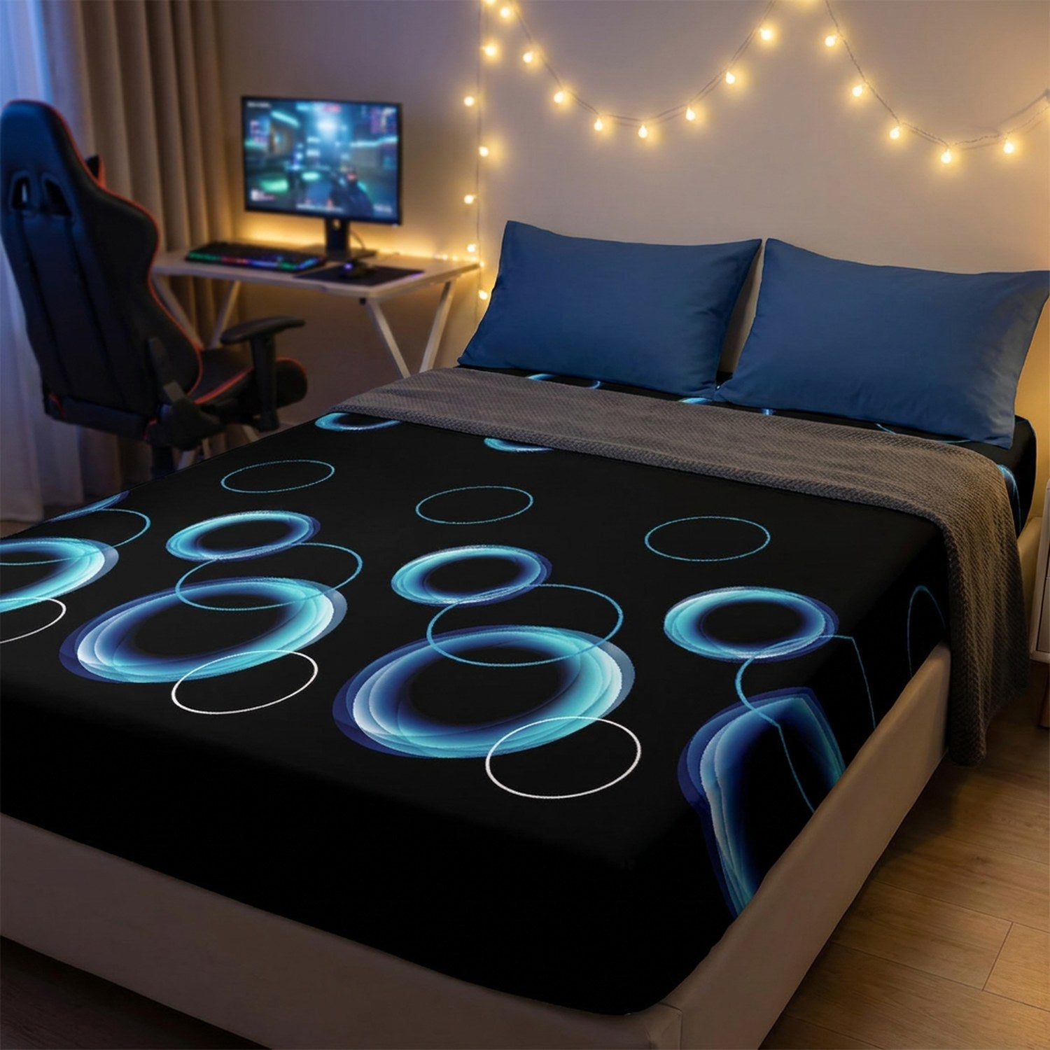 Drap-housse à cercles lumineux dans une chambre d'ado avec guirlande lumineuse