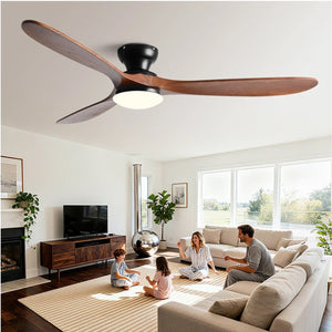 Lustre ventilateur de plafond finition noyer noir dans un salon élégant