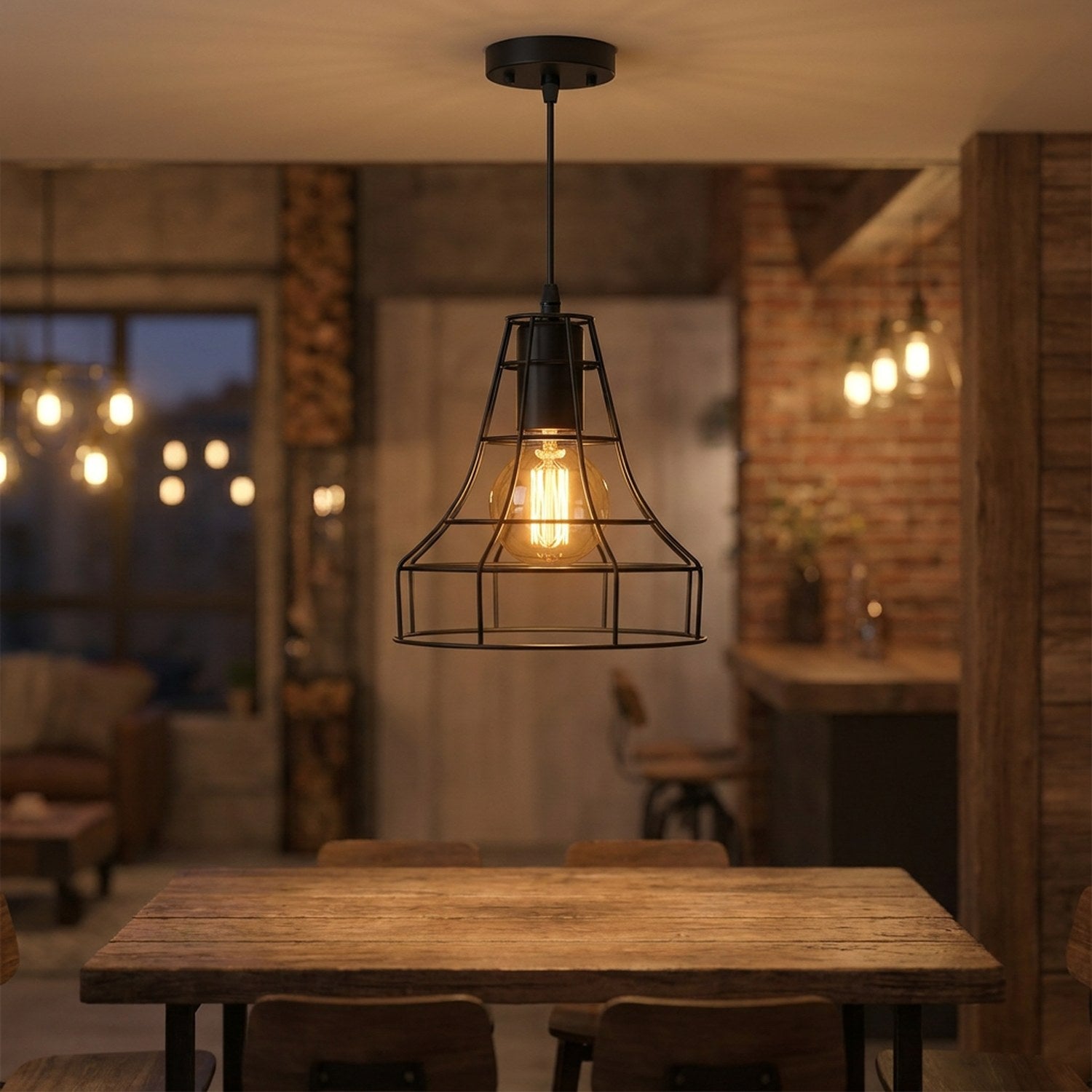 Suspension industrielle cage cône en métal noir avec ampoule Edison