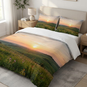 Parure de lit personnalisée avec une photo imprimée sur la housse de couette et les taies dans une chambre lumineuse