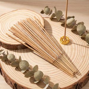 Encens Palo Santo bâtonnets aromatiques 30 pcs sur surface en bois