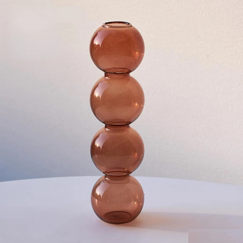 Vase en verre marron L style nordique fond blanc