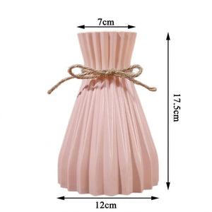 Schéma des dimensions du vase plissé hauteur 17,5 cm diamètre 12 cm en bas et 7 cm en haut