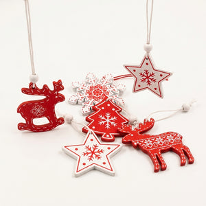 Lot de pendentifs de noël en bois rouge et blanc avec motifs scandinaves dans coffret en bois naturel