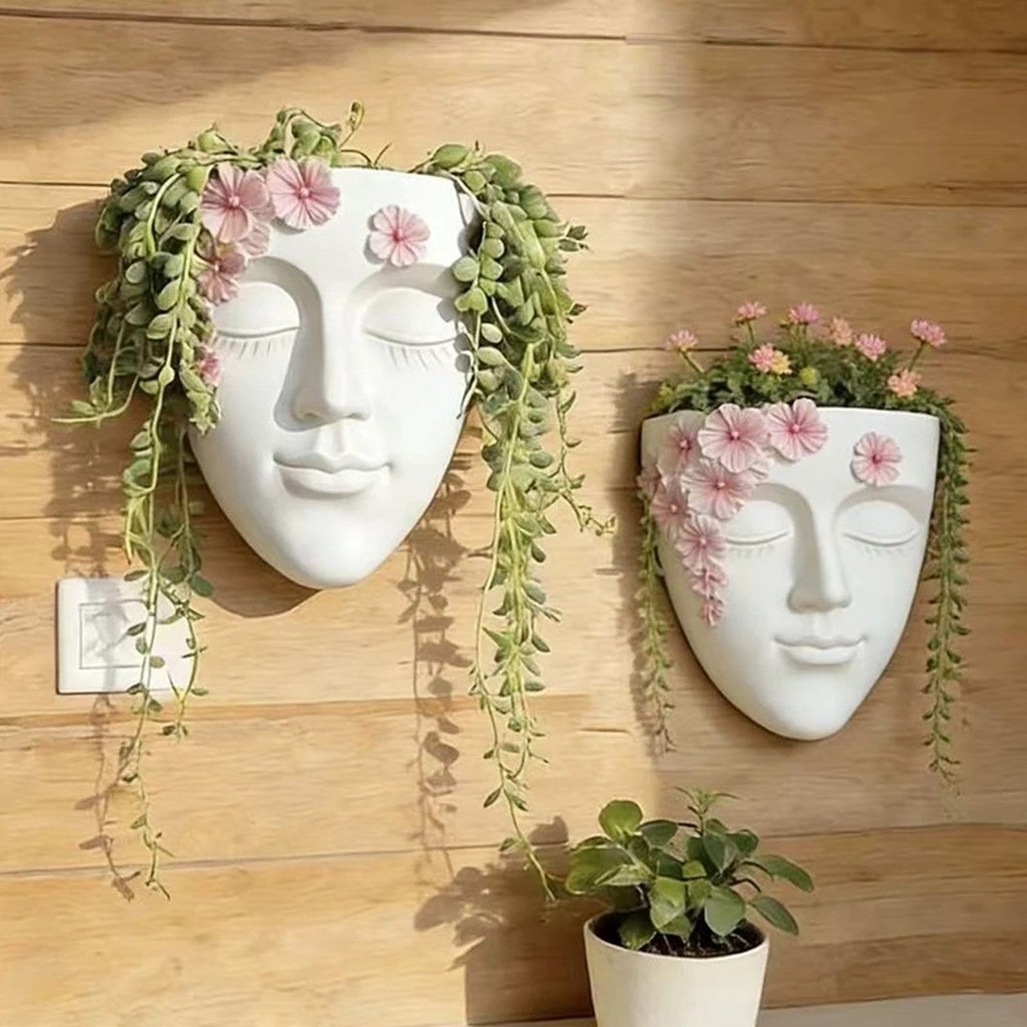 Pot mural visage en résine - taille et proportions