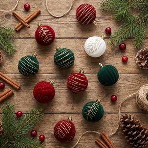 Boule de Noël lot de 6 classique 6cm plastique decoration sapin en situation
