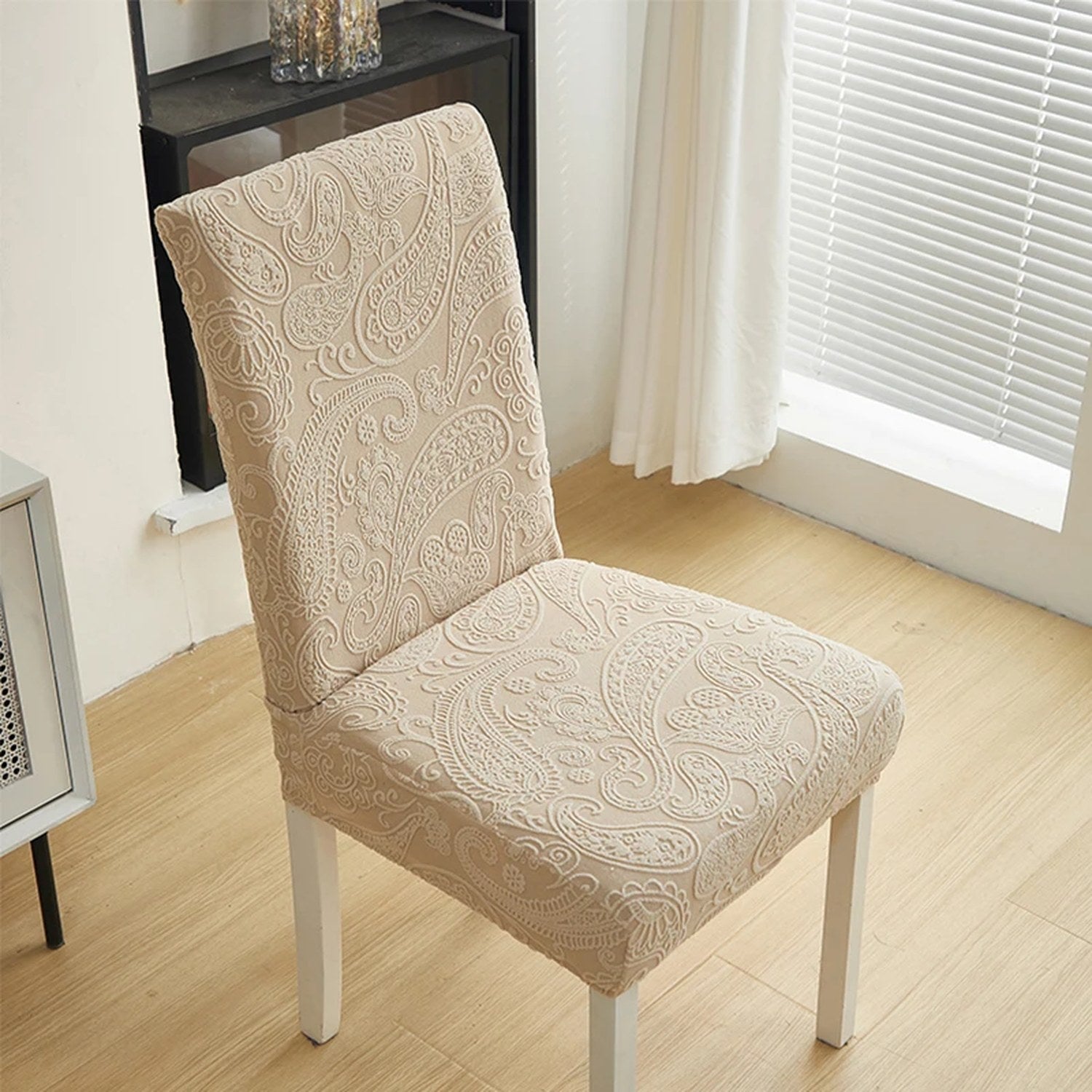 Housse de chaise extensible beige au tissage jacquard texturé