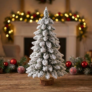 Sapin de Noël 45cm sans lumières dans une ambiance cheminée chaleureuse