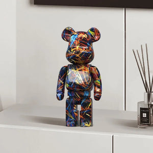 Sculpture ours graffiti design R motifs street art colorés