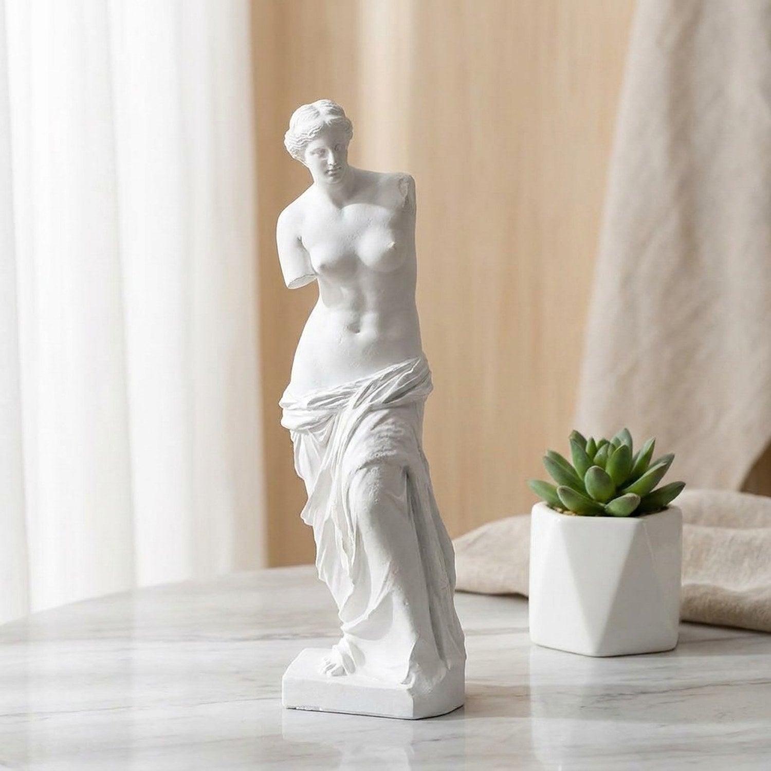 Figurine déesse grecque résine blanche décoration salon ambiance chaleureuse