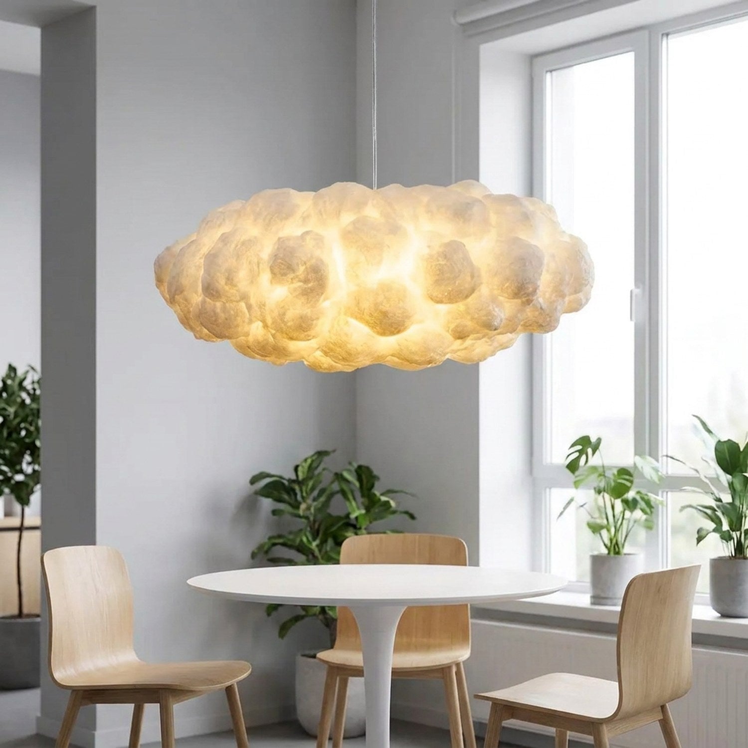 Suspension nuage coton dans une salle à manger scandinave lumineuse
