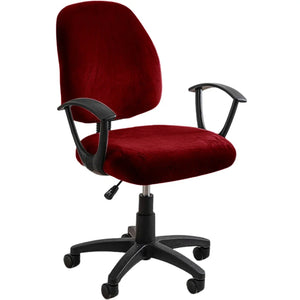 Housse de chaise de bureau en velours bordeaux installee sur un fauteuil de bureau