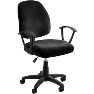 Housse de chaise de bureau en velours noir installee sur un fauteuil de bureau
