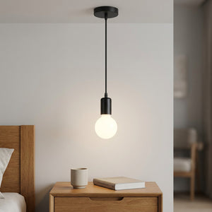 Lustre araignée 1 tête ampoule globe métal noir suspendu dans un intérieur Japandi épuré