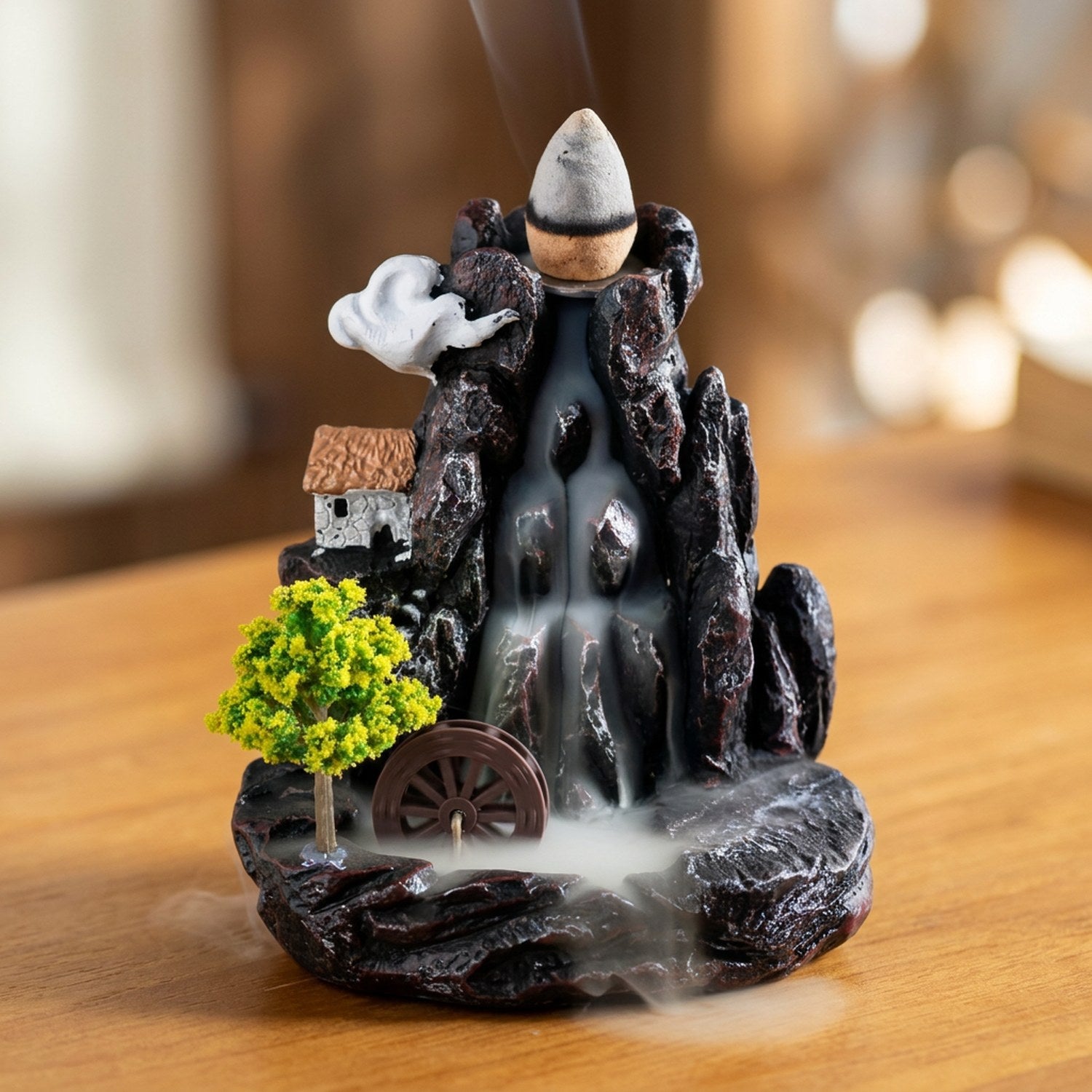 Porte-encens à reflux cascade en résine modèle mont et nuage