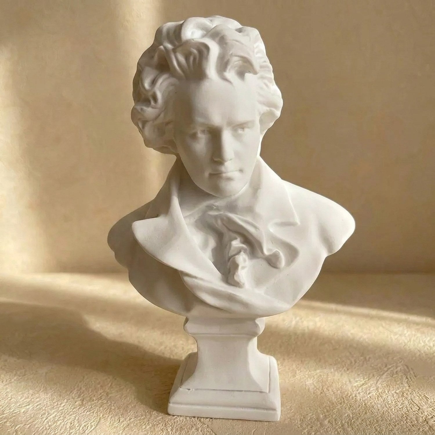 Buste Beethoven en résine blanche style classique