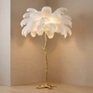 Lampadaire plume d'autruche blanc au pied doré
