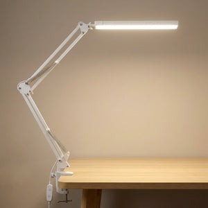 Lampe de bureau architecte blanche version courte avec bras articulé allumée