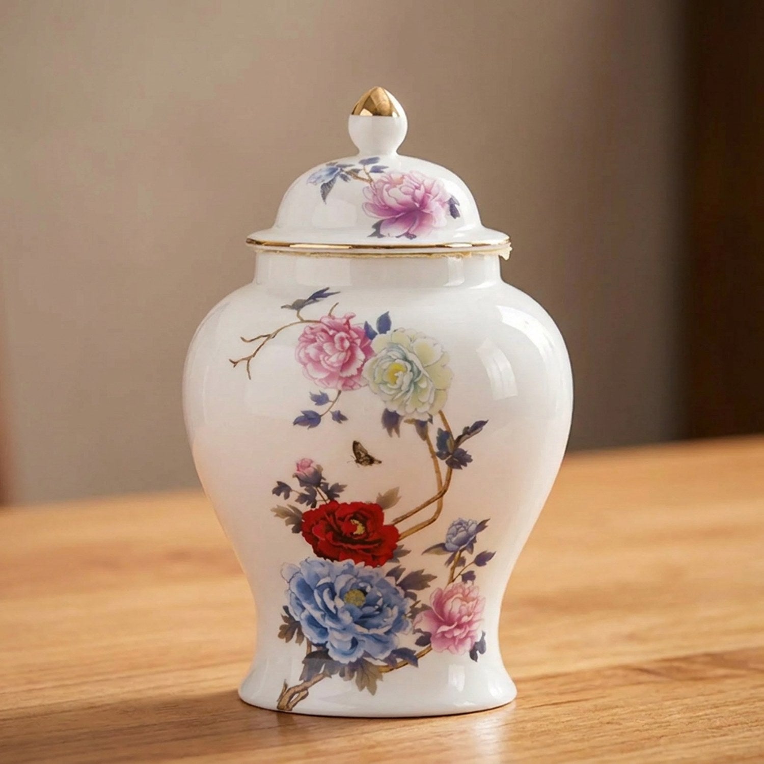 Vase chinois en céramique blanche avec pivoines multicolores peintes à la main