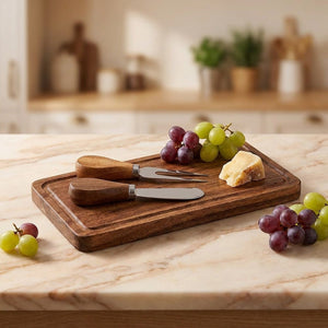 Planche à fromage en acacia foncé avec couteau et fourchette assortis