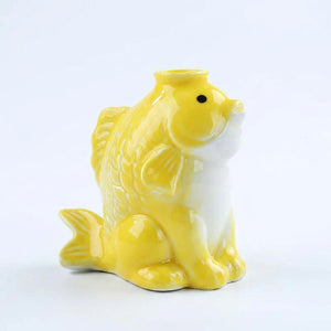 Vase céramique poisson jaune, décoration lumineuse
