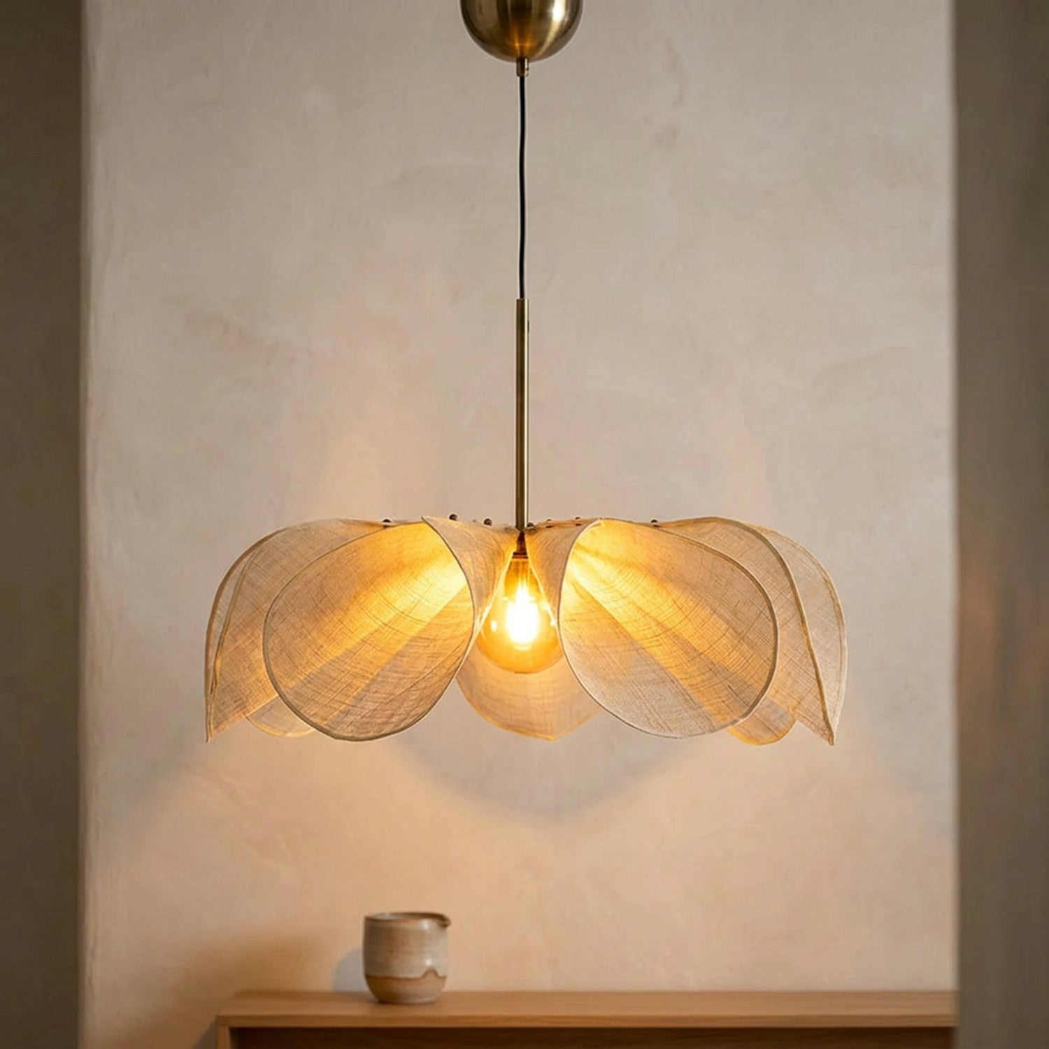 Suspension Wabi Sabi tissu lumière chaude ambre dorée