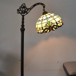 Abat-jour arabesque ivoire vitrail 30cm