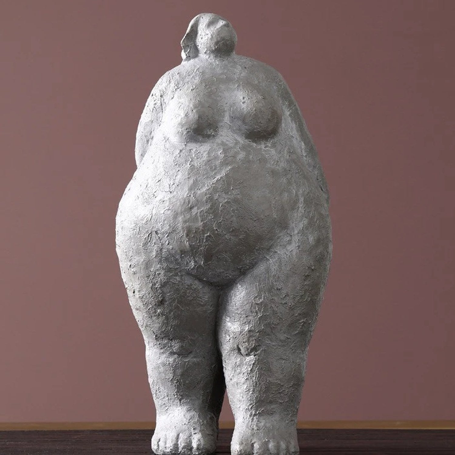 Figurine femme ronde debout grise grande XL sculpture 35cm