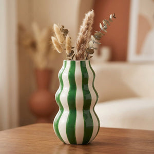 Grand vase en céramique à rayures vertes aux courbes ondulées