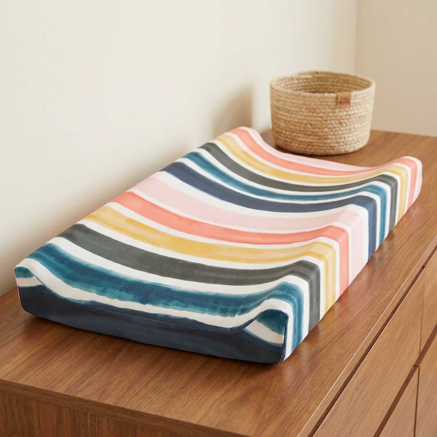 Housse de matelas à langer motif rayures arc-en-ciel colorées