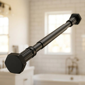 Tringle télescopique noire en gros plan avec embout hexagonal mat