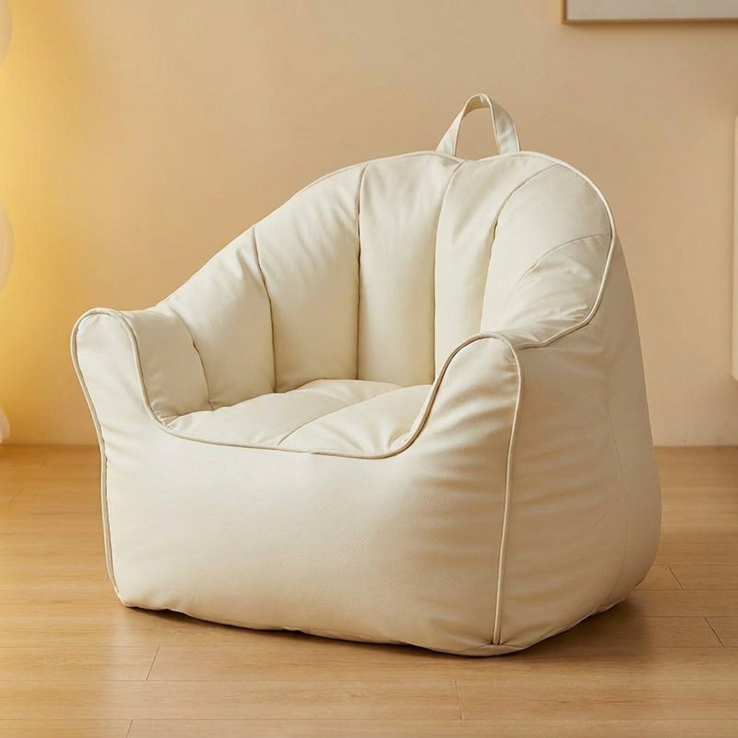 Pouf fauteuil enfant coloris blanc cassé vue de face