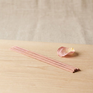 Bâtonnets encens Bois de rose parfum floral délicat 30 pcs