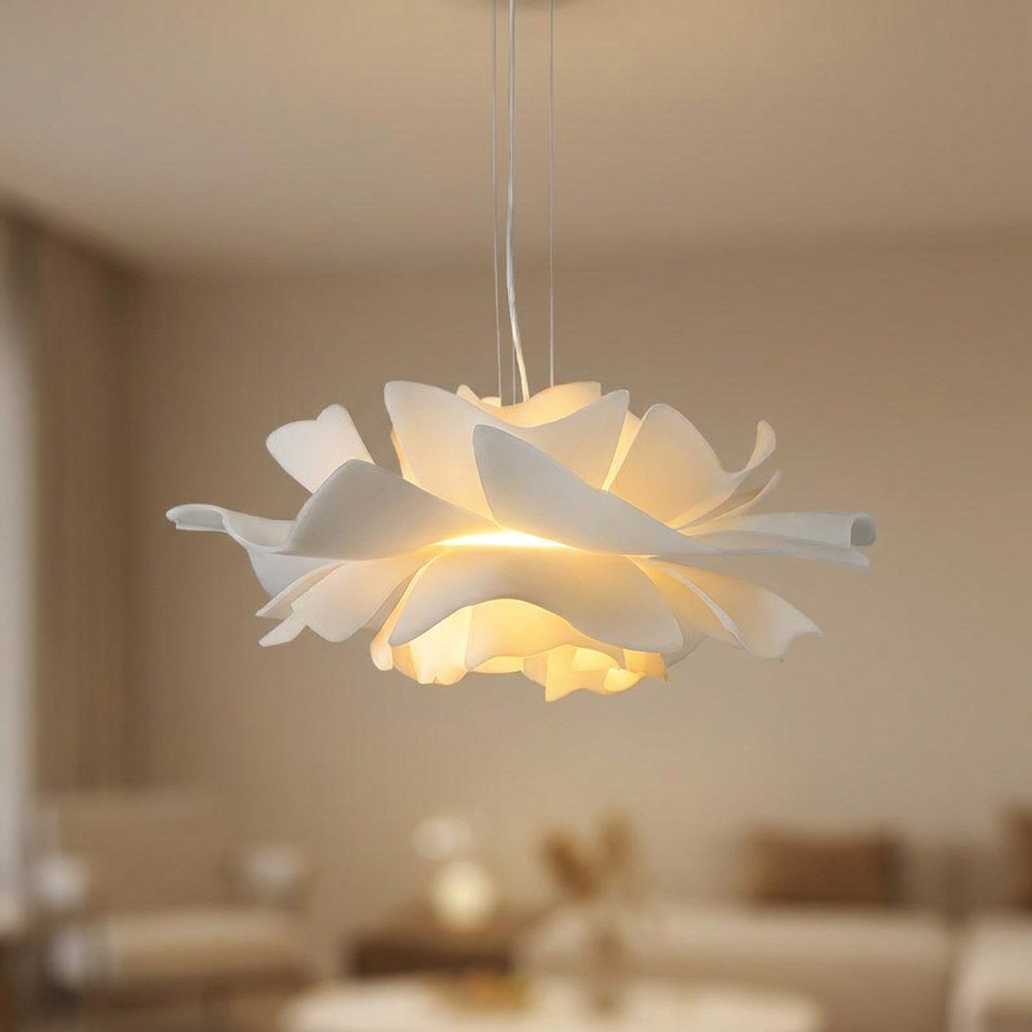 Suspension fleur acrylique blanc avec éclairage chaud
