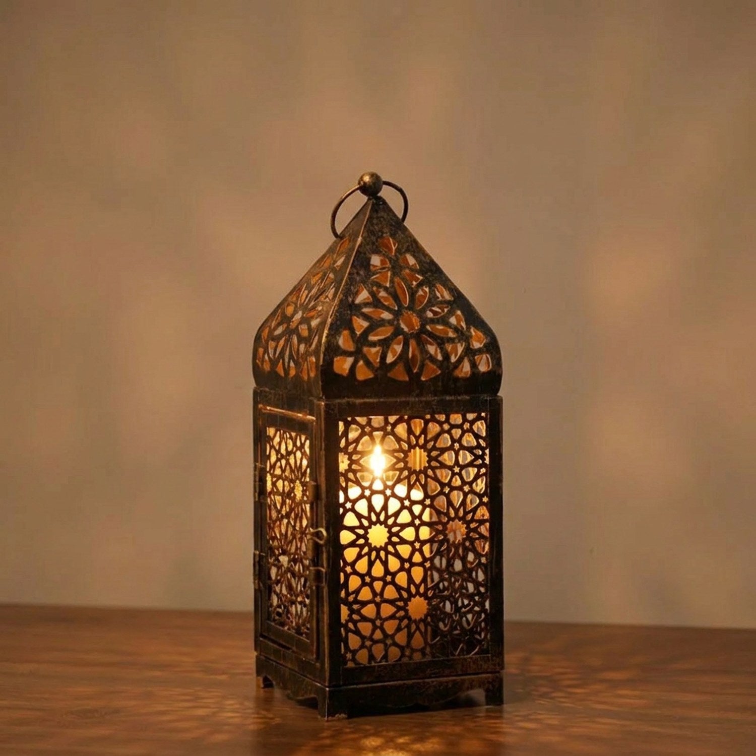 Lanterne marocaine modèle étoiles hauteur 30 cm