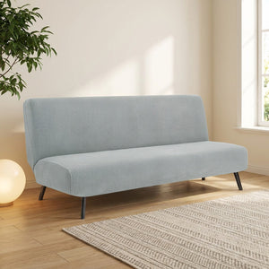 Housse de canapé convertible gris clair sur une banquette sans accoudoirs