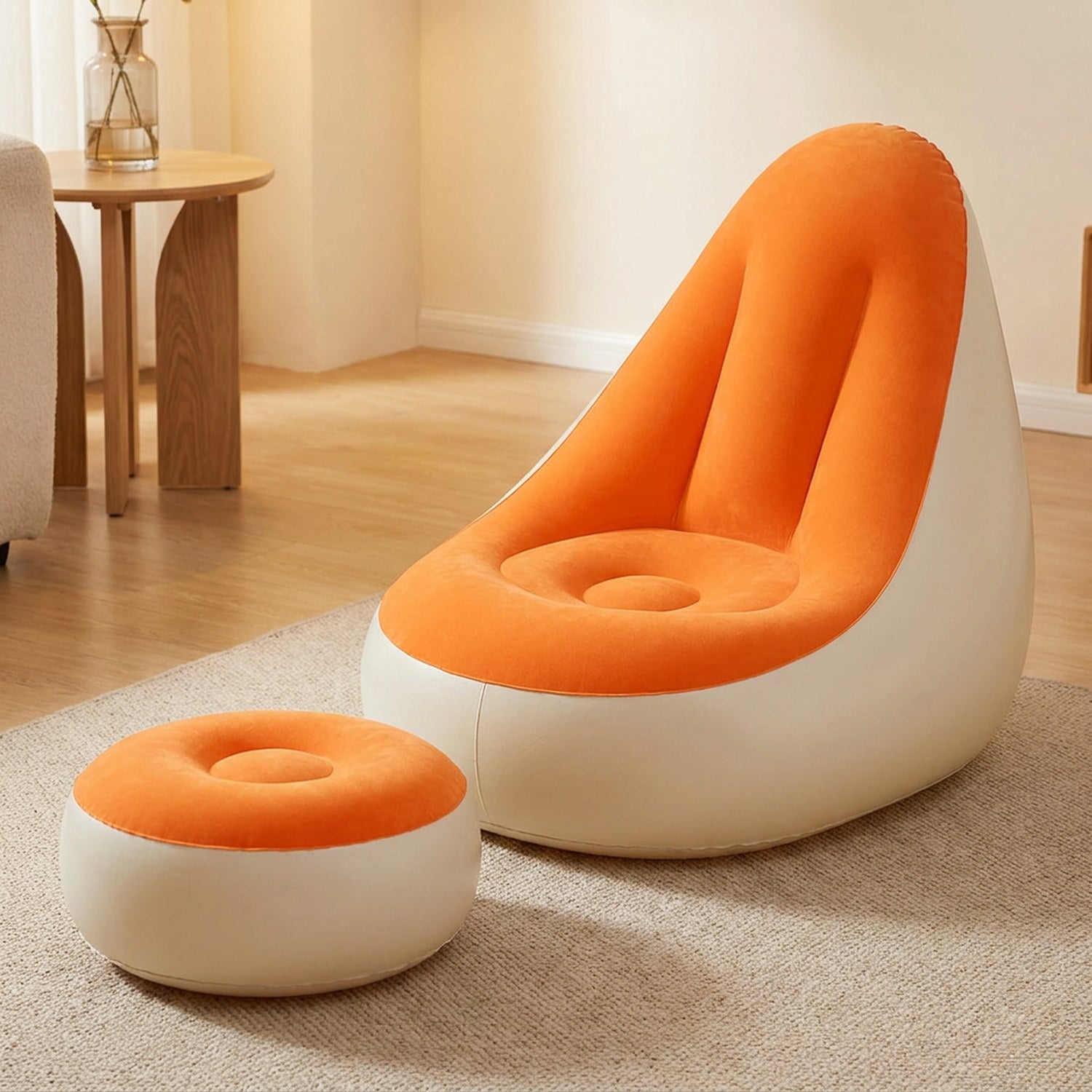 Fauteuil gonflable de relaxation floqué orange avec son pouf repose-pieds