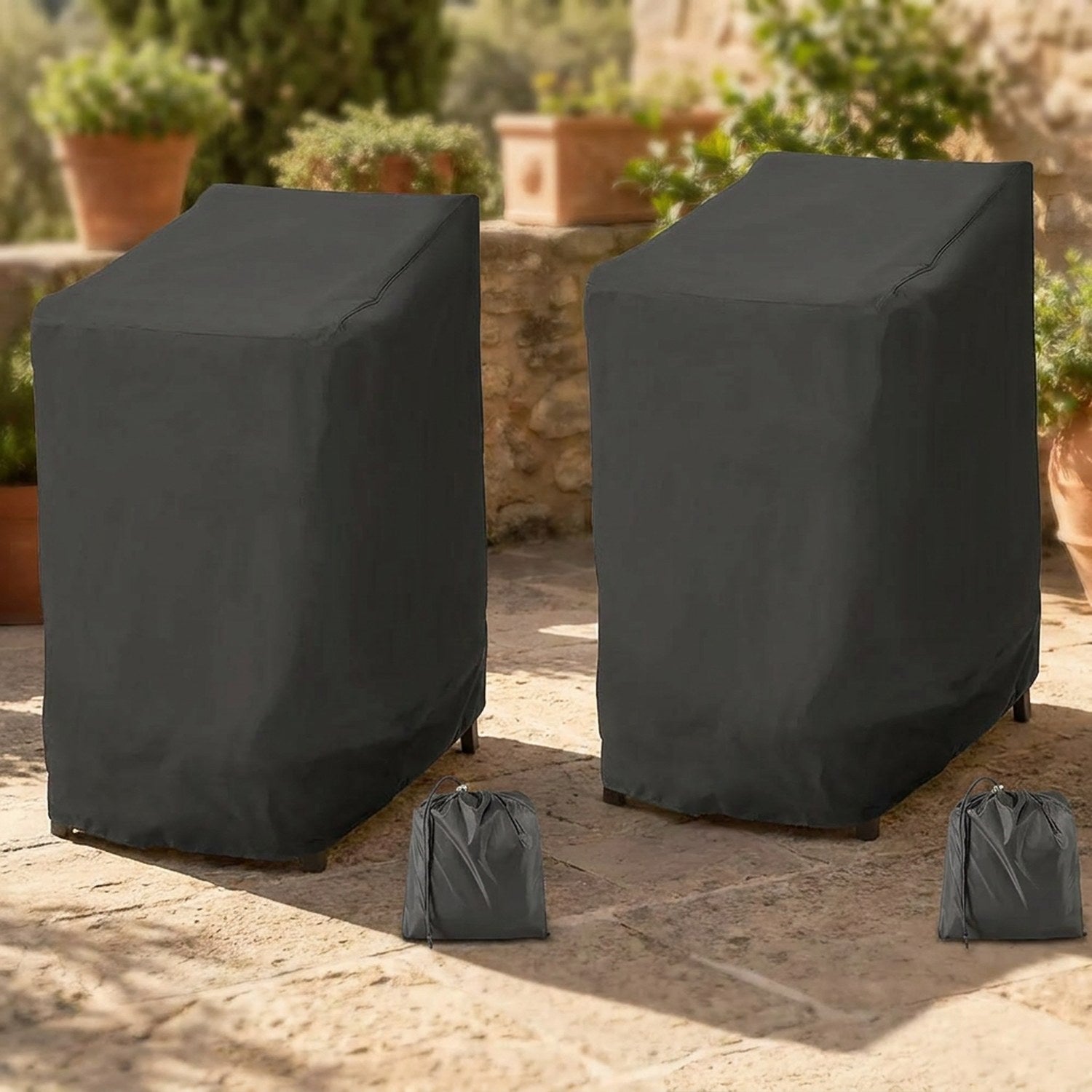 Lot de deux housses de chaise de jardin avec leurs sacs de rangement