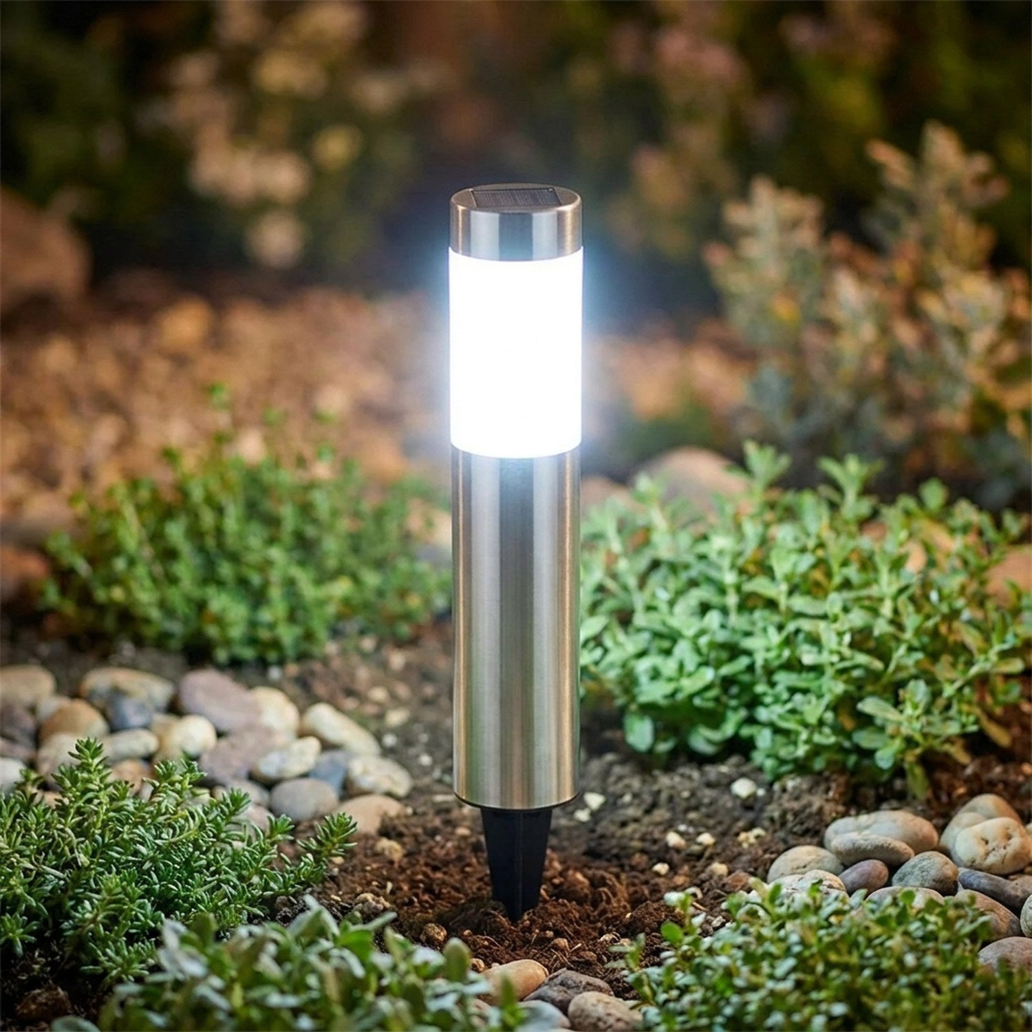 Lampadaire solaire argenté lumière blanche jardin nuit