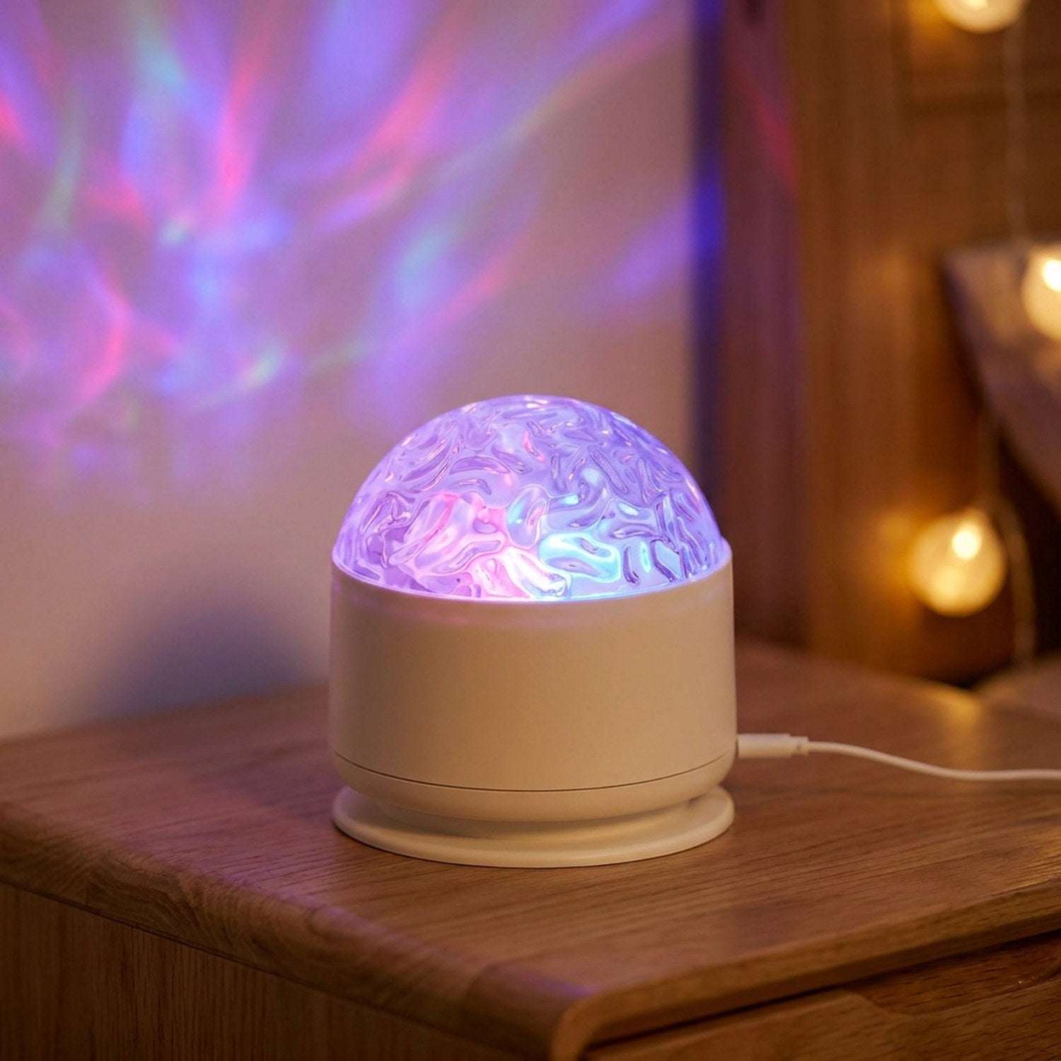 Veilleuse projecteur galaxie effet aurore boréale violet et rose projeté au mur