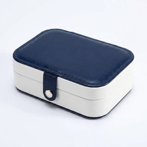 Boite à bijoux de voyage couleur blanc et bleu en simili cuir