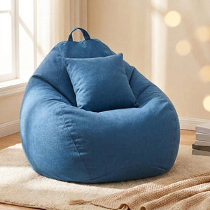 Housse de pouf tatami bleu avec coussin dans un salon lumineux