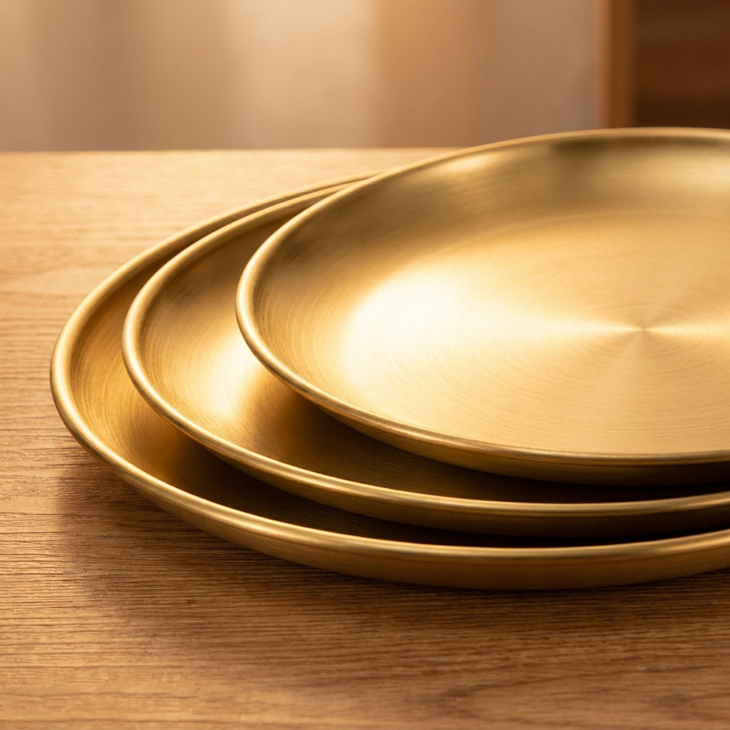 Plateau de service rond métal finition miroir dorée