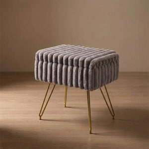 Tabouret coiffeuse en fausse fourrure grise vue de trois quarts
