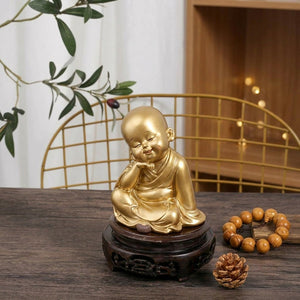 Statuette de petit moine bouddhiste pose Pensif en résine beige décoration zen