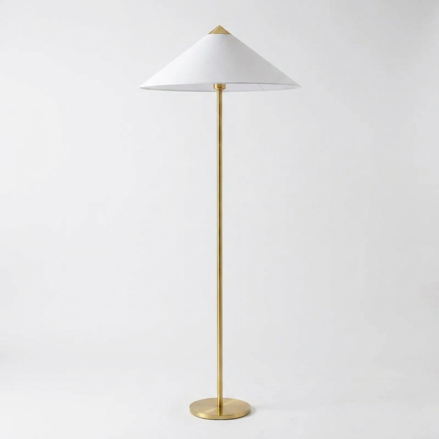 Lampadaire modèle Tissu abat-jour blanc conique pied métal doré