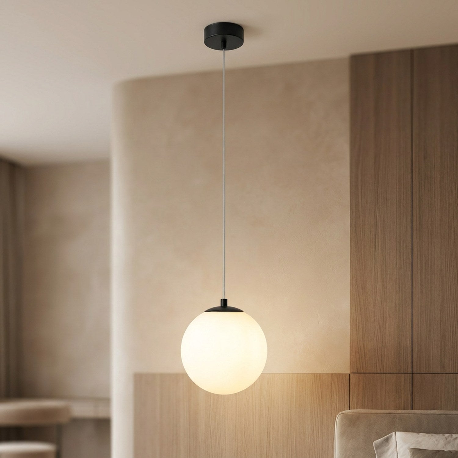 Suspension boule en verre opalin coloris noir